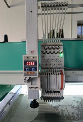 40W-80W Maszyna do cięcia laserowego haftowania 20 Głowa dla 2 warstw cięcia tkaniny